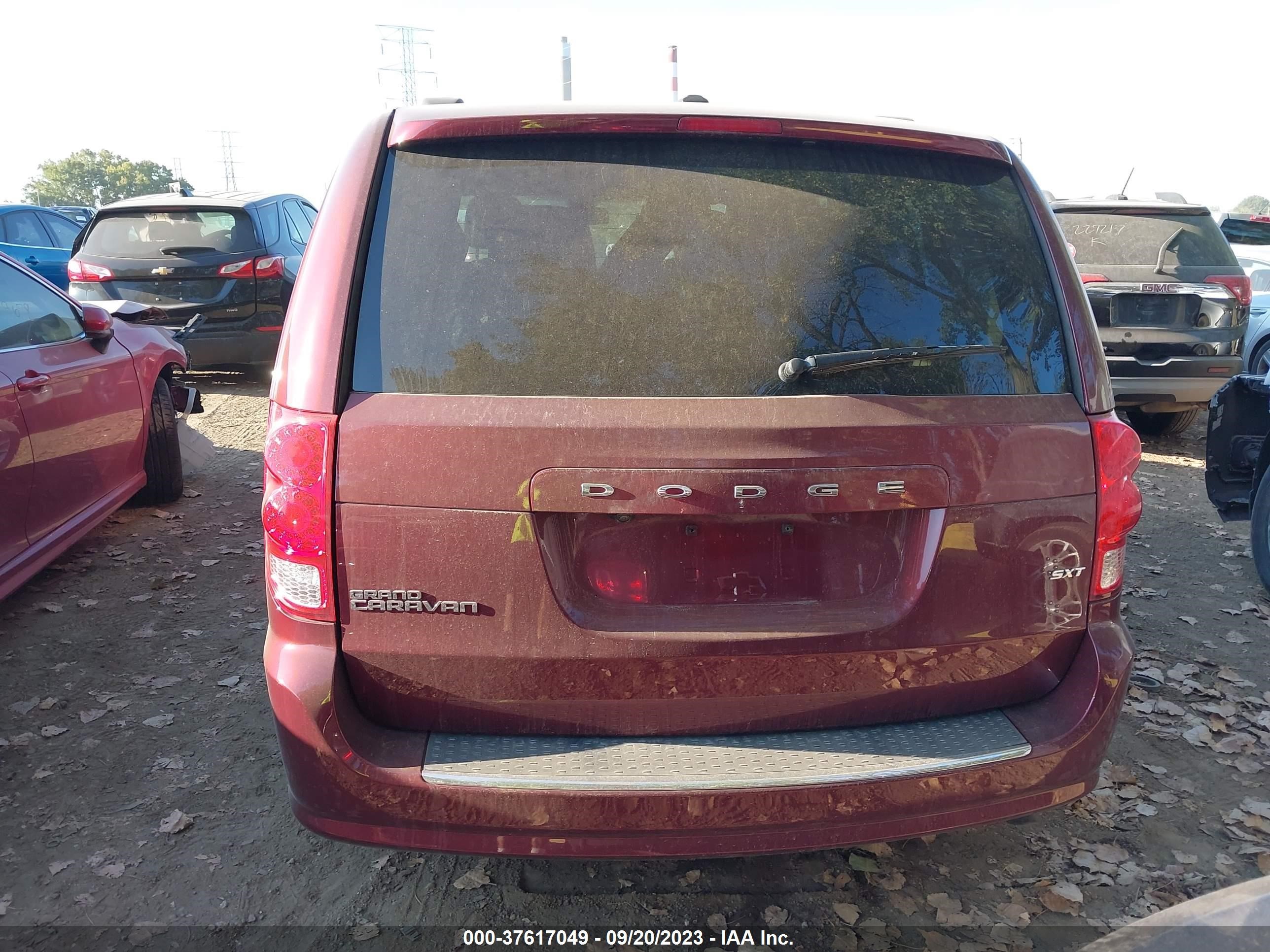 Photo 16 VIN: 2C4RDGCG2LR179343 - DODGE CARAVAN 