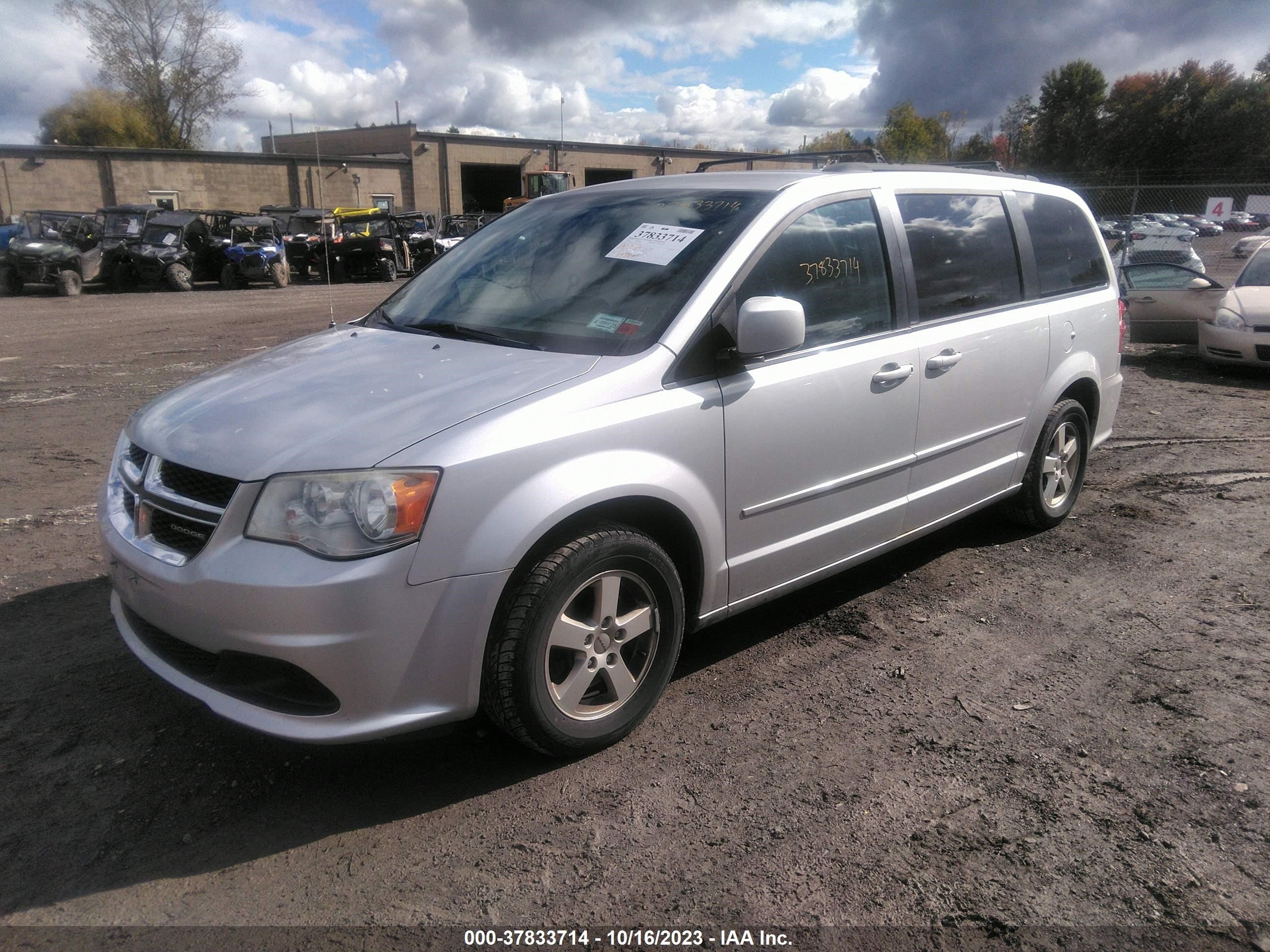 Photo 1 VIN: 2C4RDGCG3CR212186 - DODGE CARAVAN 