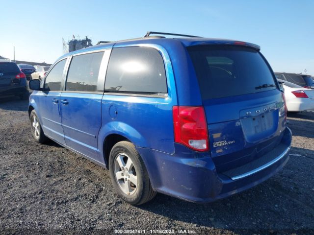 Photo 2 VIN: 2C4RDGCG3DR651325 - DODGE GRAND CARAVAN 