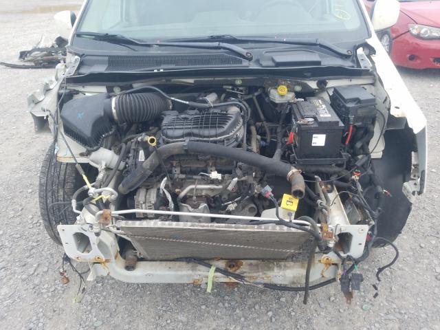 Photo 6 VIN: 2C4RDGCG3DR740148 - DODGE GRAND CARA 