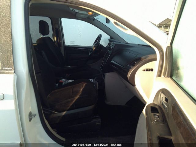 Photo 4 VIN: 2C4RDGCG3DR748928 - DODGE GRAND CARAVAN 