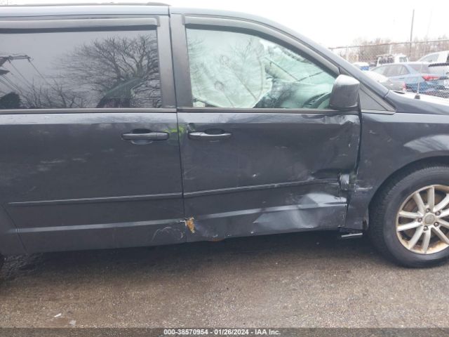 Photo 5 VIN: 2C4RDGCG3ER121616 - DODGE GRAND CARAVAN 