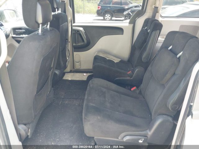 Photo 7 VIN: 2C4RDGCG3GR272507 - DODGE GRAND CARAVAN 