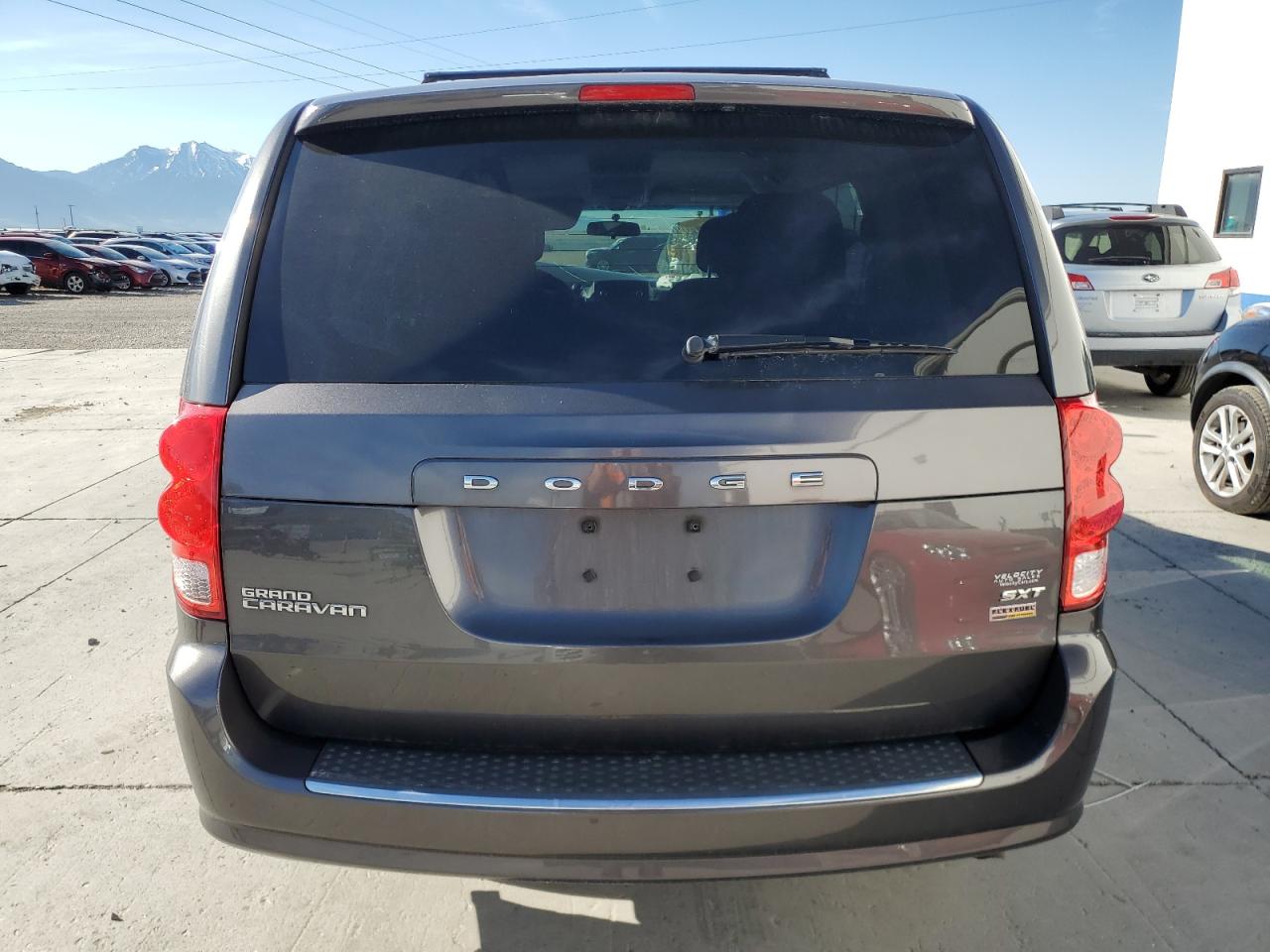 Photo 5 VIN: 2C4RDGCG3GR370694 - DODGE CARAVAN 