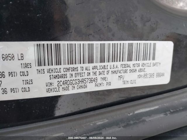 Photo 8 VIN: 2C4RDGCG3HR573649 - DODGE GRAND CARAVAN 