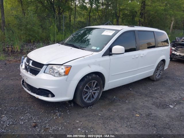 Photo 1 VIN: 2C4RDGCG3HR573800 - DODGE GRAND CARAVAN 