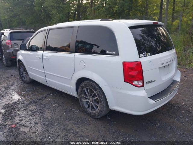 Photo 2 VIN: 2C4RDGCG3HR573800 - DODGE GRAND CARAVAN 