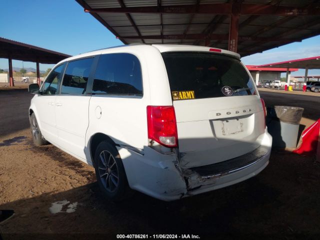 Photo 2 VIN: 2C4RDGCG3HR692589 - DODGE GRAND CARAVAN 