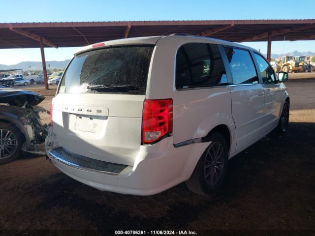 Photo 3 VIN: 2C4RDGCG3HR692589 - DODGE GRAND CARAVAN 