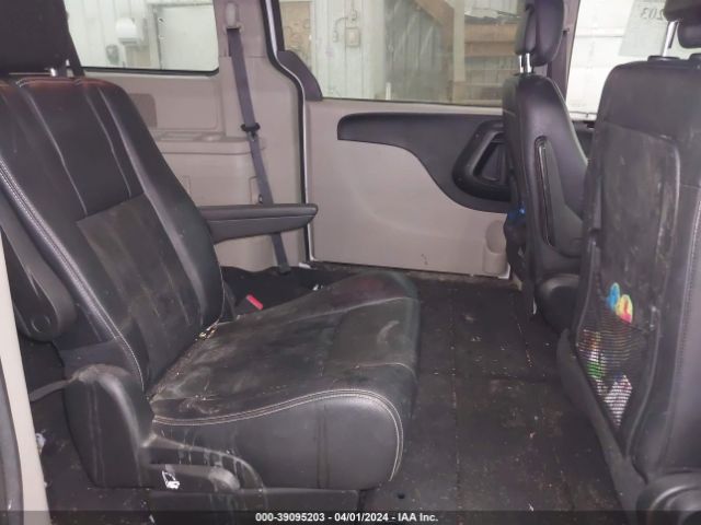 Photo 7 VIN: 2C4RDGCG3HR715787 - DODGE GRAND CARAVAN 