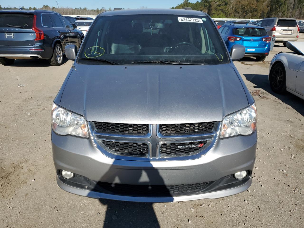 Photo 4 VIN: 2C4RDGCG3HR801472 - DODGE CARAVAN 