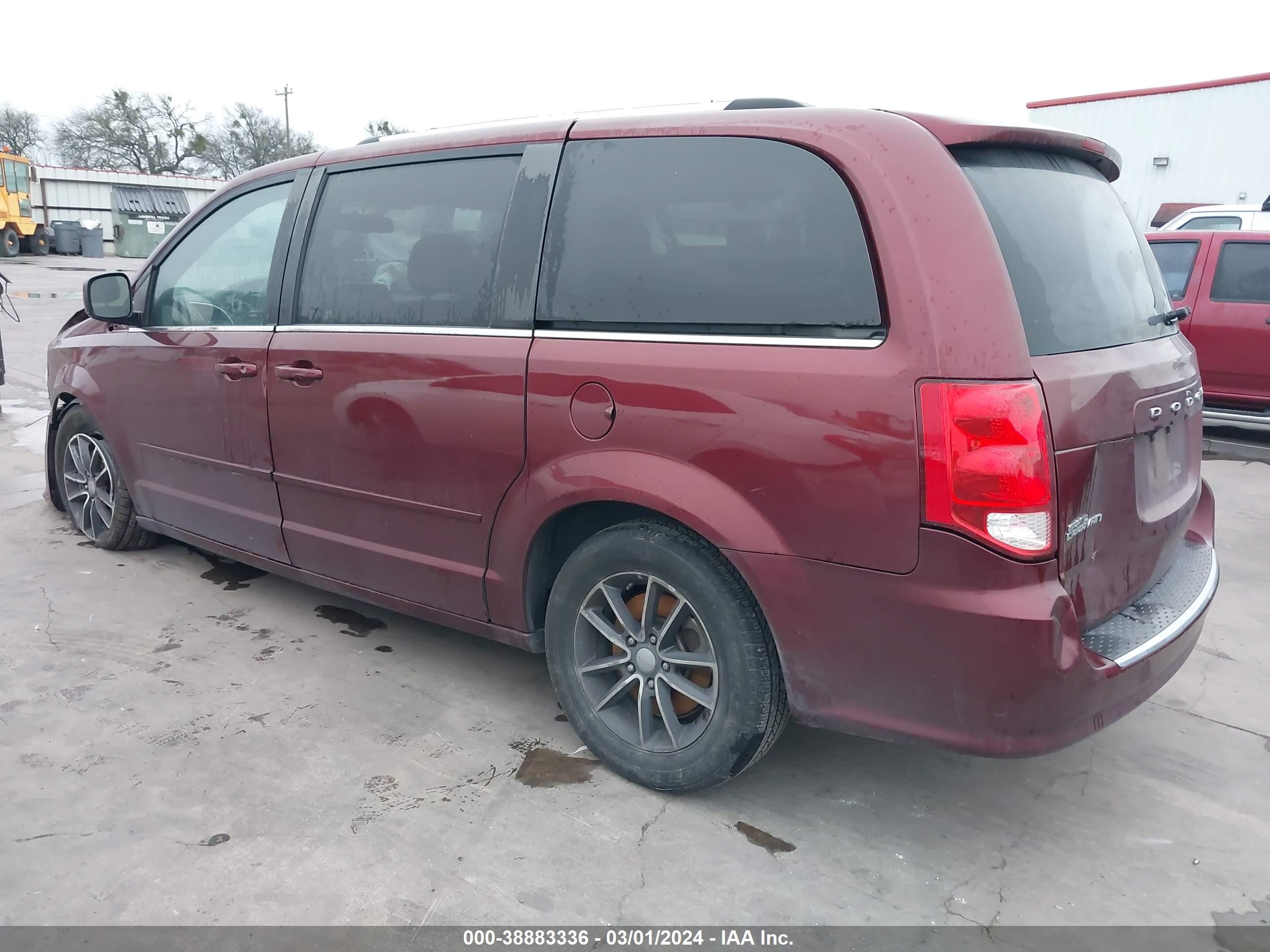 Photo 2 VIN: 2C4RDGCG3HR845164 - DODGE CARAVAN 