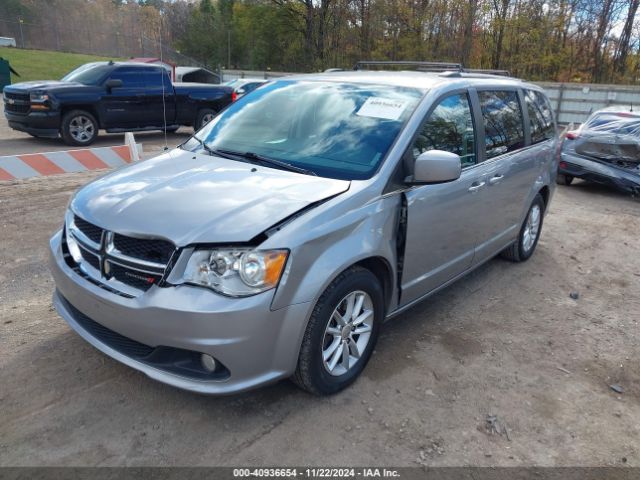 Photo 1 VIN: 2C4RDGCG3JR264592 - DODGE GRAND CARAVAN 