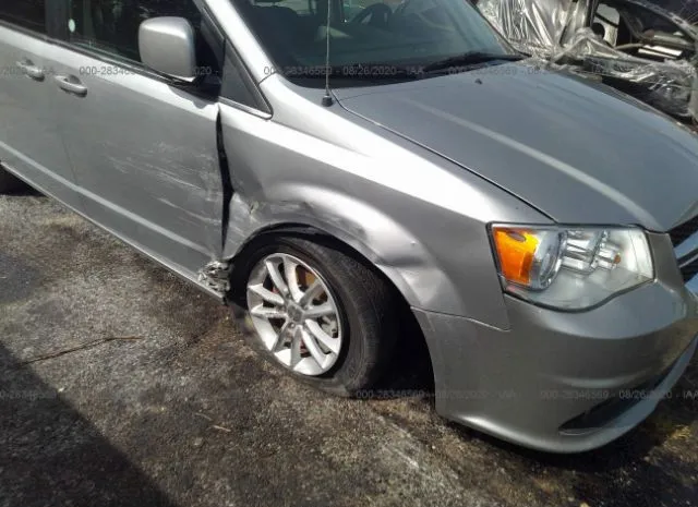 Photo 5 VIN: 2C4RDGCG3KR530002 - DODGE GRAND CARAVAN 