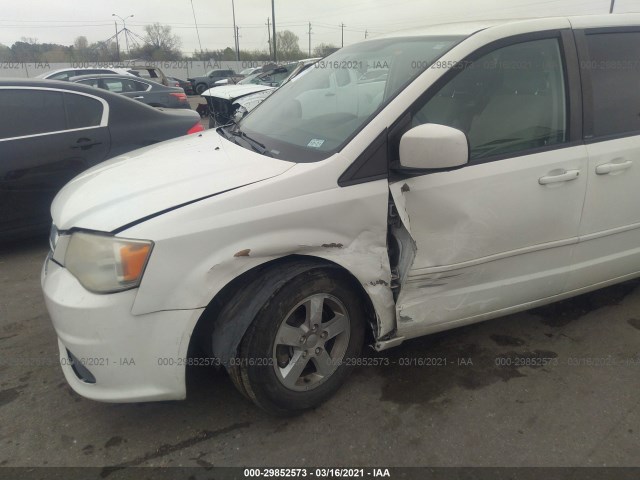 Photo 5 VIN: 2C4RDGCG4CR304049 - DODGE GRAND CARAVAN 