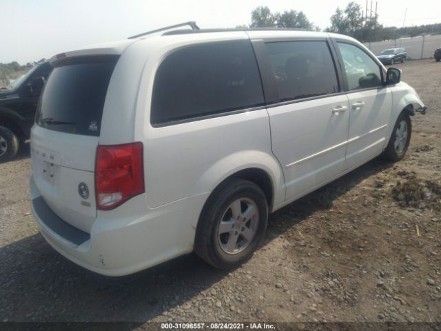 Photo 3 VIN: 2C4RDGCG4DR523160 - DODGE GRAND CARAVAN 