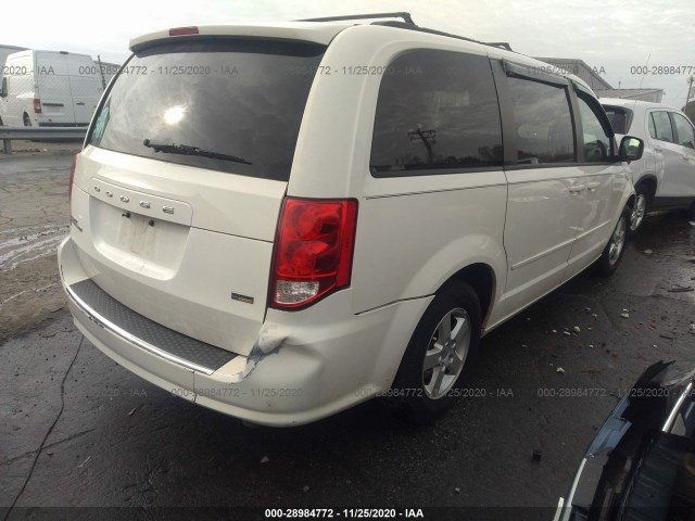 Photo 3 VIN: 2C4RDGCG4DR550729 - DODGE GRAND CARAVAN 