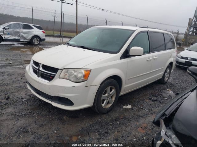 Photo 1 VIN: 2C4RDGCG4DR582810 - DODGE GRAND CARAVAN 