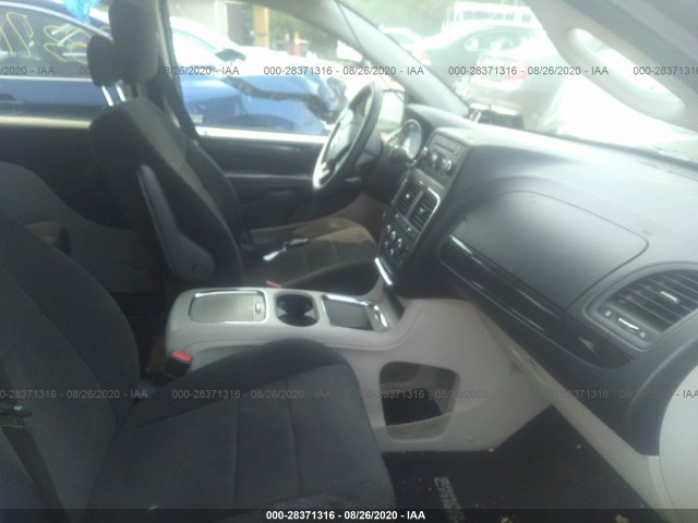 Photo 4 VIN: 2C4RDGCG4DR610931 - DODGE GRAND CARAVAN 