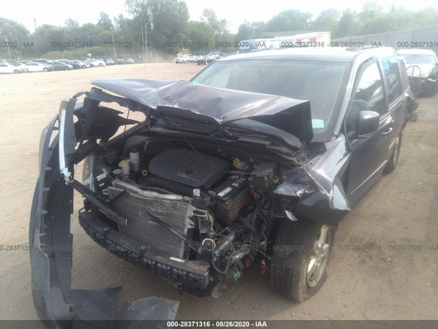 Photo 5 VIN: 2C4RDGCG4DR610931 - DODGE GRAND CARAVAN 