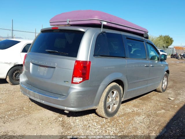 Photo 3 VIN: 2C4RDGCG4DR626904 - DODGE GRAND CARAVAN 