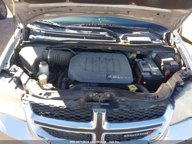 Photo 9 VIN: 2C4RDGCG4DR626904 - DODGE GRAND CARAVAN 