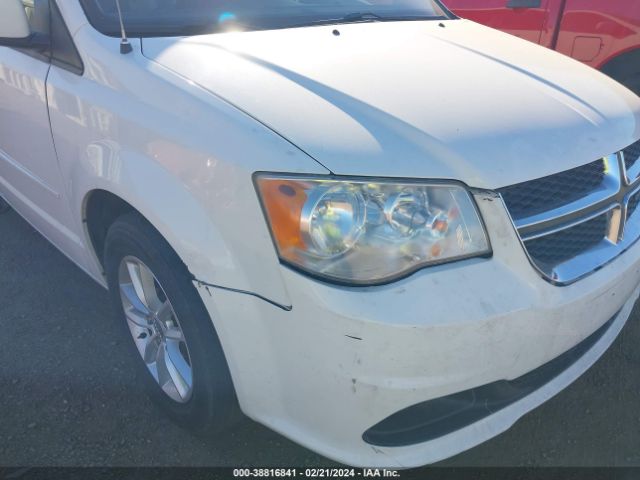 Photo 5 VIN: 2C4RDGCG4DR688349 - DODGE GRAND CARAVAN 