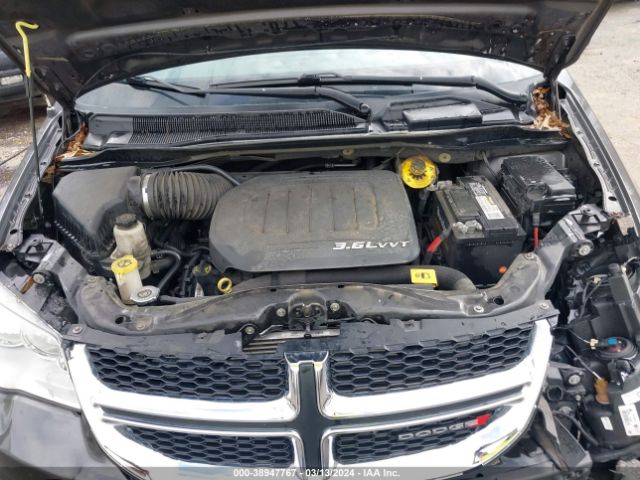 Photo 9 VIN: 2C4RDGCG4FR533013 - DODGE GRAND CARAVAN 