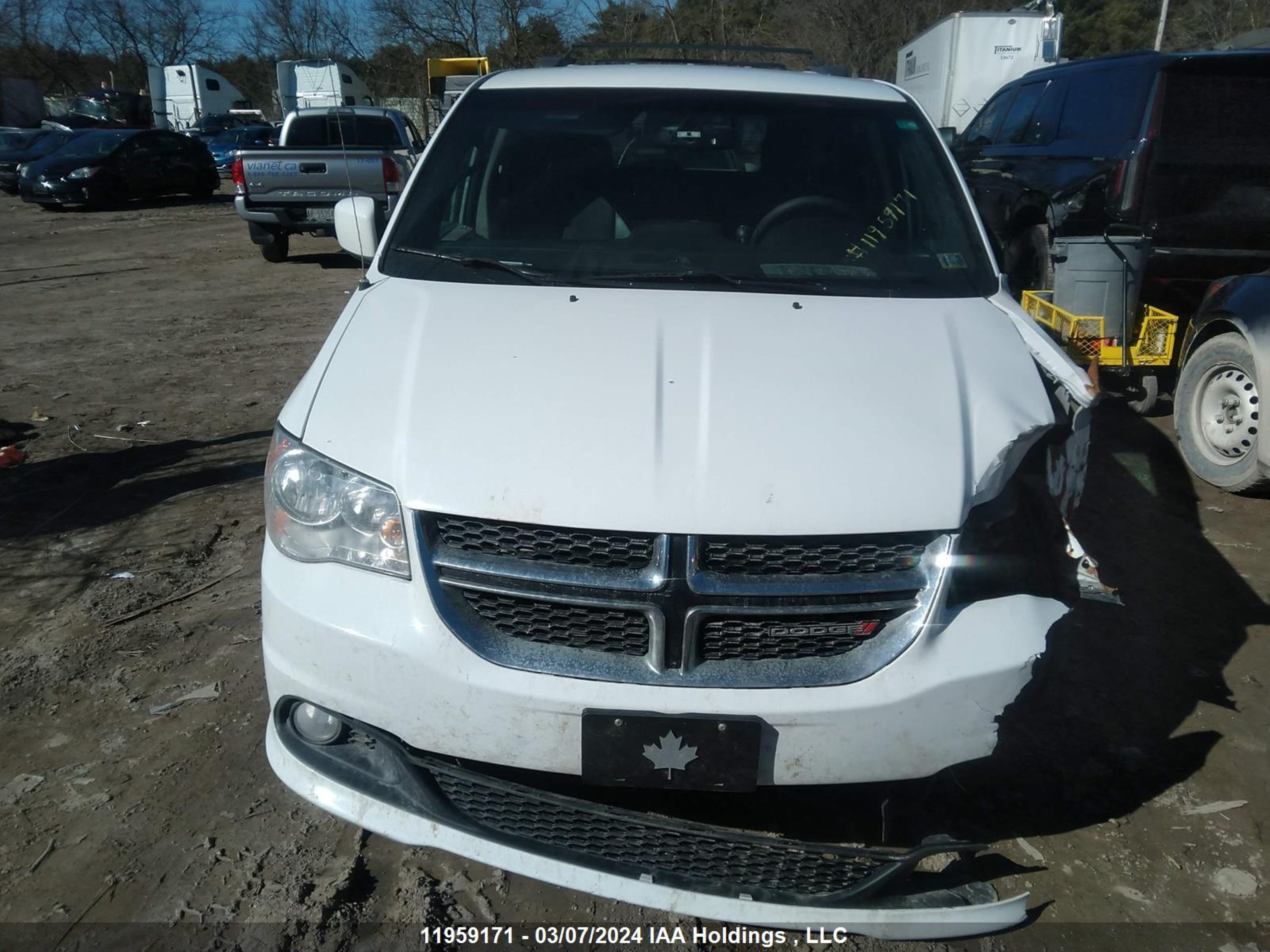 Photo 11 VIN: 2C4RDGCG4HR604567 - DODGE CARAVAN 