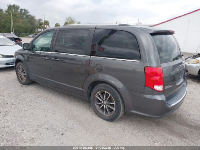 Photo 2 VIN: 2C4RDGCG4HR673193 - DODGE GRAND CARAVAN 