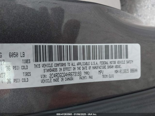 Photo 8 VIN: 2C4RDGCG4HR673193 - DODGE GRAND CARAVAN 