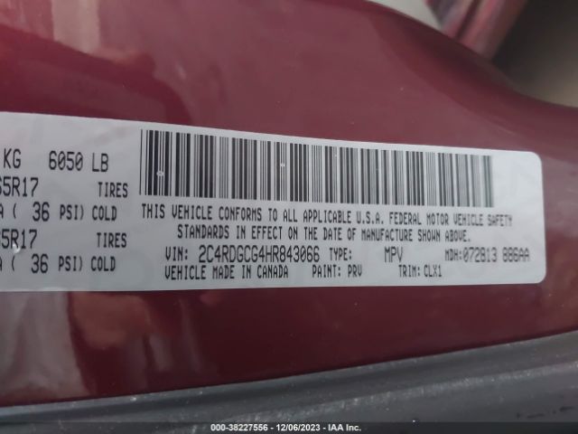 Photo 8 VIN: 2C4RDGCG4HR843066 - DODGE GRAND CARAVAN 