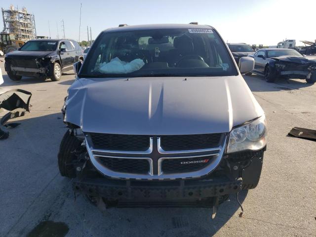 Photo 4 VIN: 2C4RDGCG4JR298945 - DODGE CARAVAN 