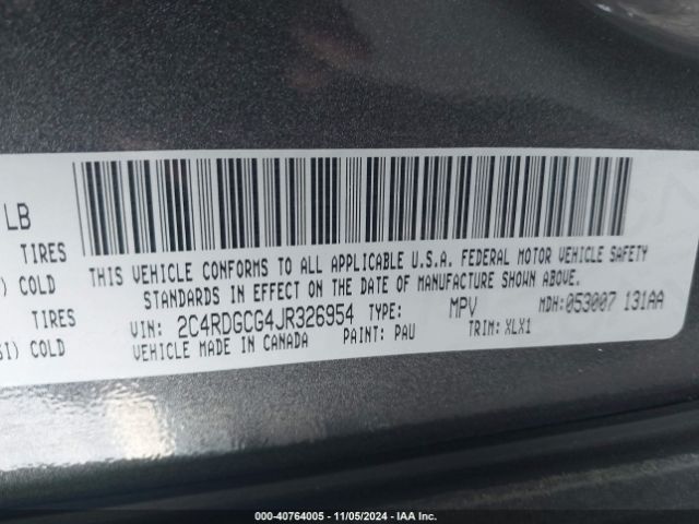 Photo 8 VIN: 2C4RDGCG4JR326954 - DODGE GRAND CARAVAN 