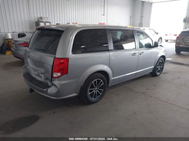 Photo 3 VIN: 2C4RDGCG4JR329580 - DODGE GRAND CARAVAN 