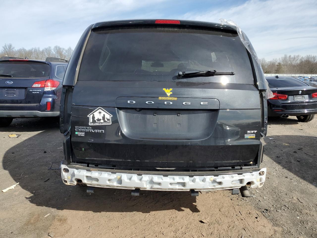 Photo 5 VIN: 2C4RDGCG4KR777187 - DODGE CARAVAN 