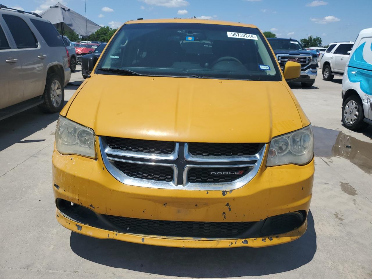 Photo 4 VIN: 2C4RDGCG5DR527895 - DODGE CARAVAN 