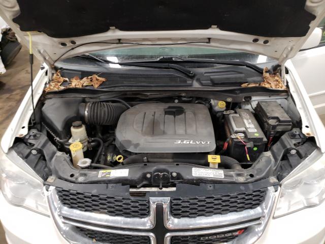 Photo 6 VIN: 2C4RDGCG5DR575722 - DODGE GRAND CARA 