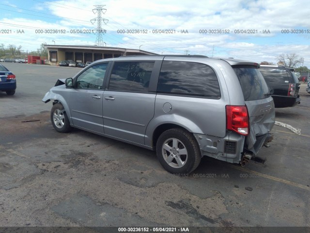 Photo 2 VIN: 2C4RDGCG5DR611389 - DODGE GRAND CARAVAN 