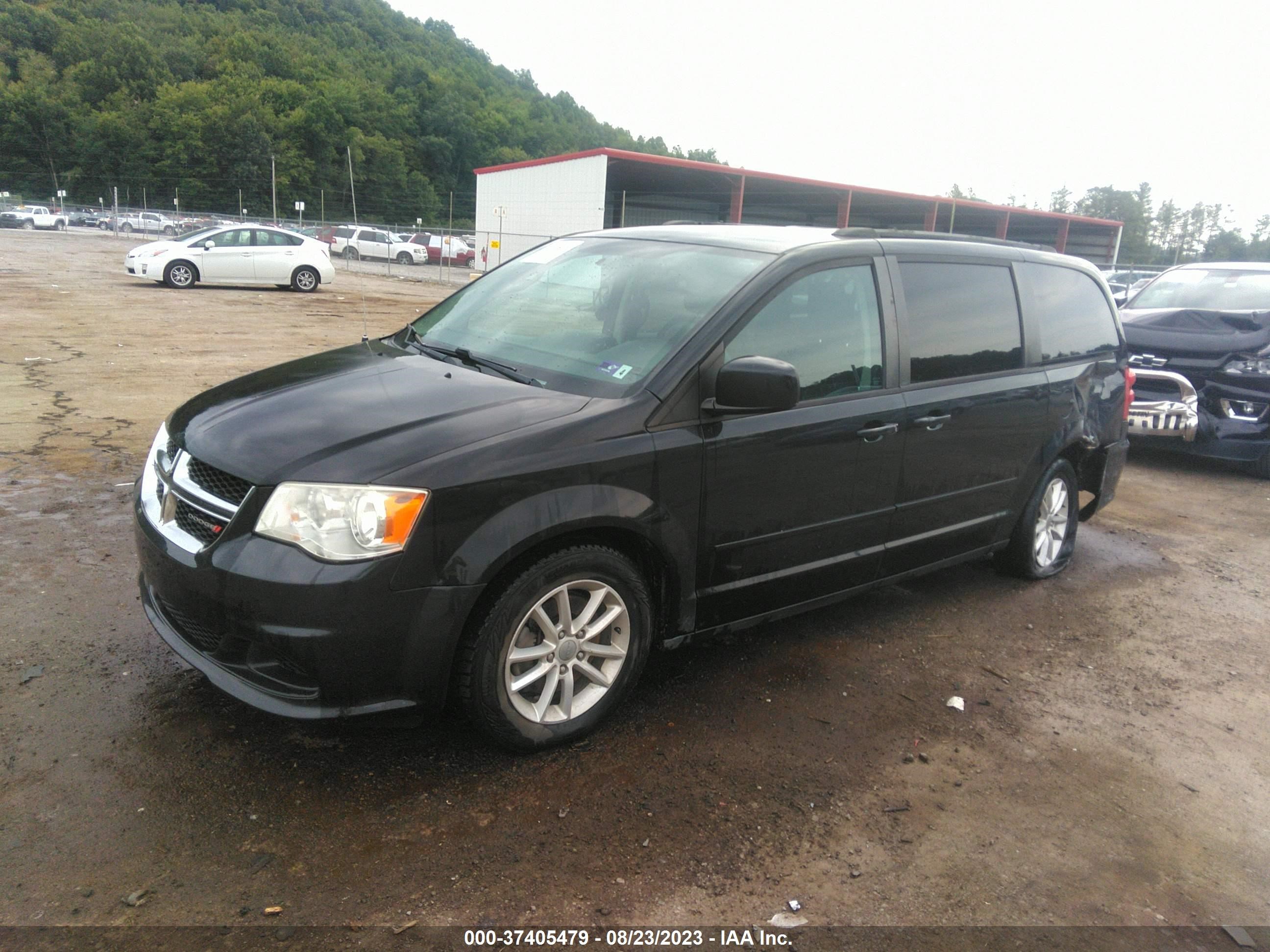 Photo 1 VIN: 2C4RDGCG5ER121195 - DODGE CARAVAN 