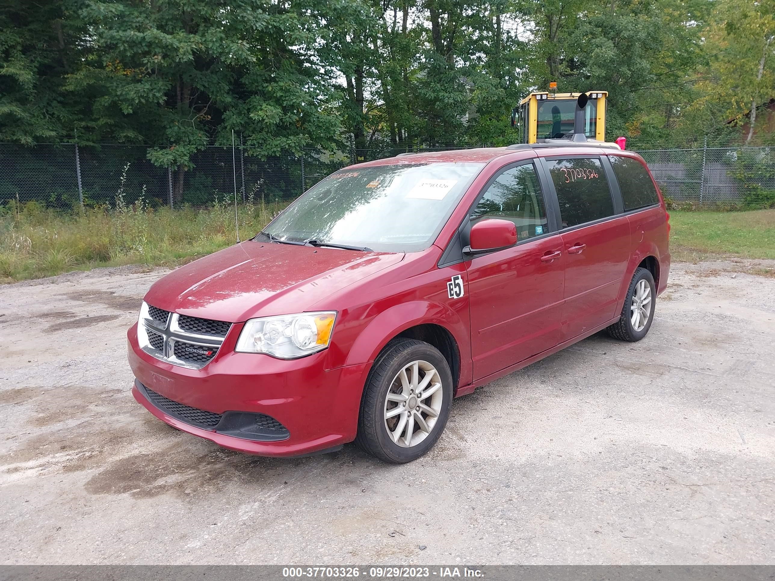 Photo 1 VIN: 2C4RDGCG5FR527706 - DODGE CARAVAN 