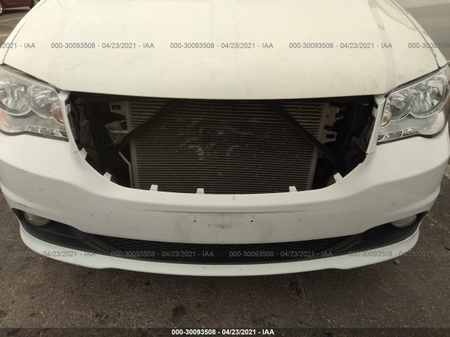 Photo 5 VIN: 2C4RDGCG5FR535871 - DODGE GRAND CARAVAN 