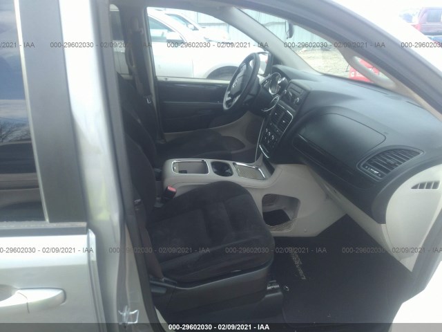 Photo 4 VIN: 2C4RDGCG5FR630561 - DODGE GRAND CARAVAN 