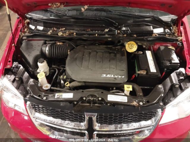 Photo 9 VIN: 2C4RDGCG5FR670834 - DODGE GRAND CARAVAN 