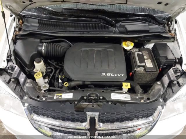 Photo 9 VIN: 2C4RDGCG5GR321920 - DODGE GRAND CARAVAN 