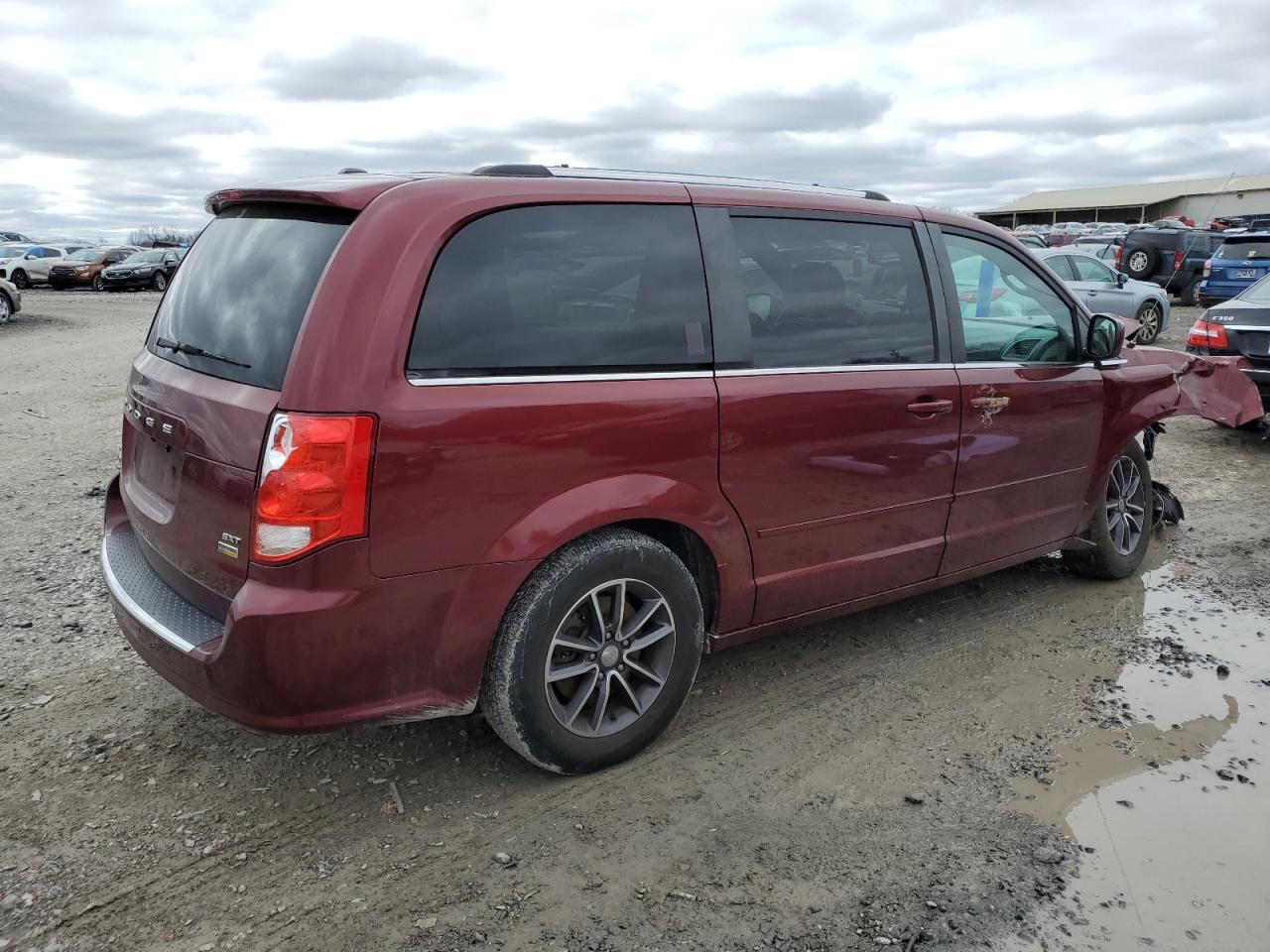 Photo 2 VIN: 2C4RDGCG5HR685725 - DODGE CARAVAN 