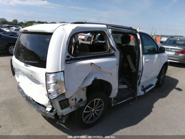 Photo 3 VIN: 2C4RDGCG5HR737581 - DODGE GRAND CARAVAN 