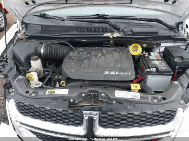 Photo 9 VIN: 2C4RDGCG5HR780821 - DODGE GRAND CARAVAN 