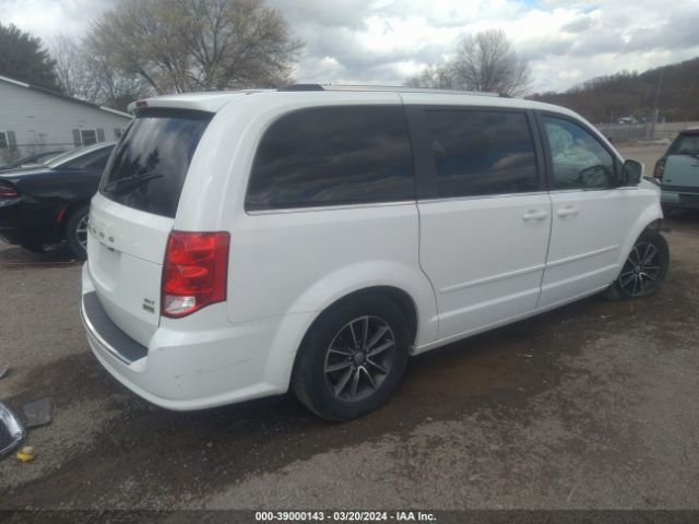 Photo 3 VIN: 2C4RDGCG5HR807693 - DODGE GRAND CARAVAN 