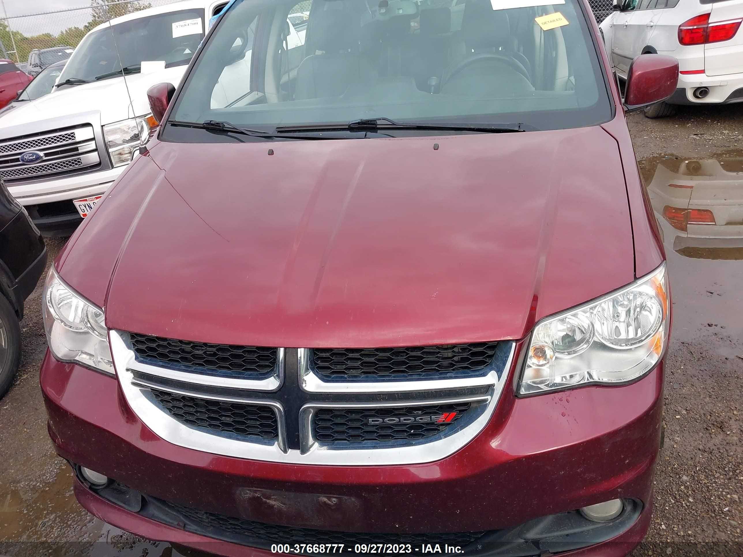 Photo 11 VIN: 2C4RDGCG5HR858806 - DODGE CARAVAN 